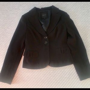 Woman’s black blazer